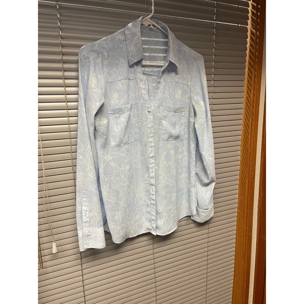 Express Portofino Shirt Women’s Small Light Blue Long Sleeve Blouse White Floral